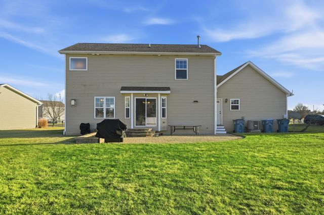 17112 Paul Revere Pkwy, Lowell, IN 46356