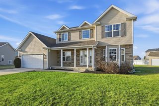 17112 Paul Revere Pkwy, Lowell, IN 46356