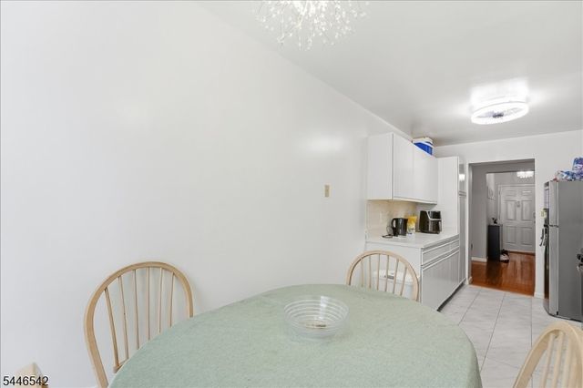 19 Lyons Ave 207, Newark City, NJ 07112