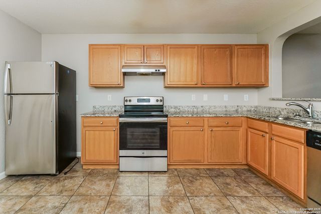 8427 Miners, San Antonio, TX 78252