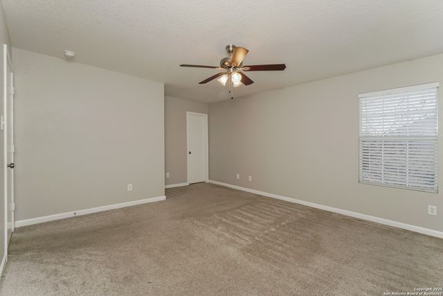 8427 Miners, San Antonio, TX 78252