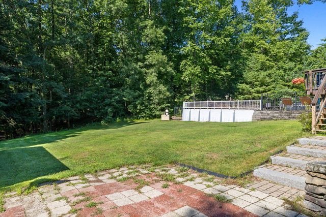 8 Kenwood Drive, Newton, NH 03858