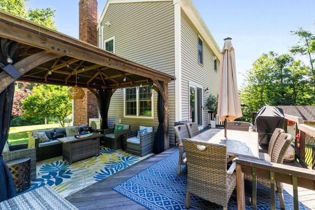 8 Kenwood Drive, Newton, NH 03858