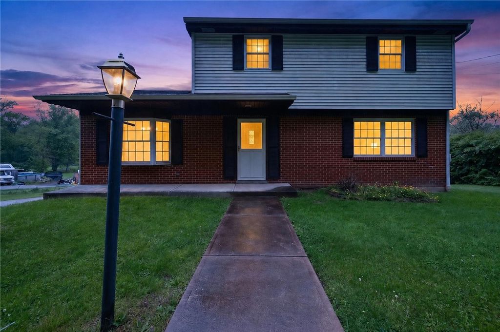 2975 Leechburg Rd, Plum Boro, PA 15239