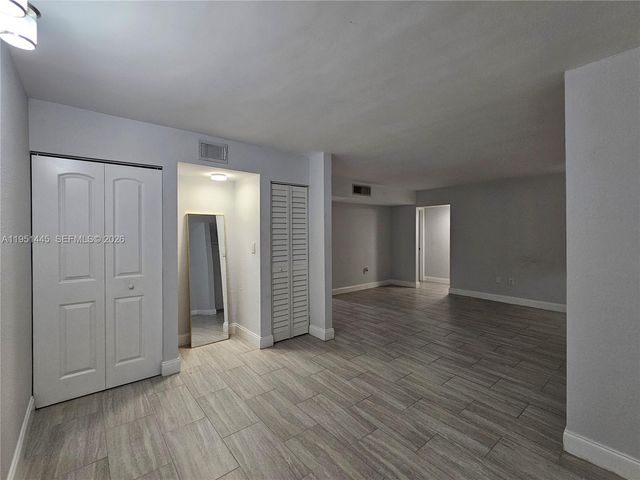 8075 SW 107th Ave 114, Miami, FL 33173