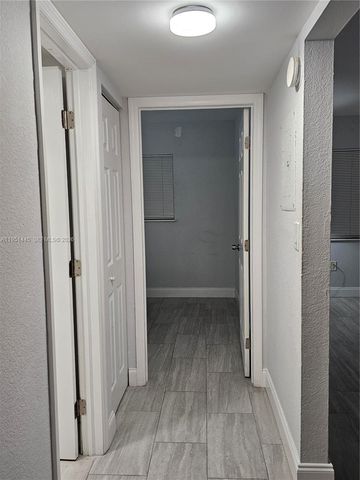 8075 SW 107th Ave 114, Miami, FL 33173