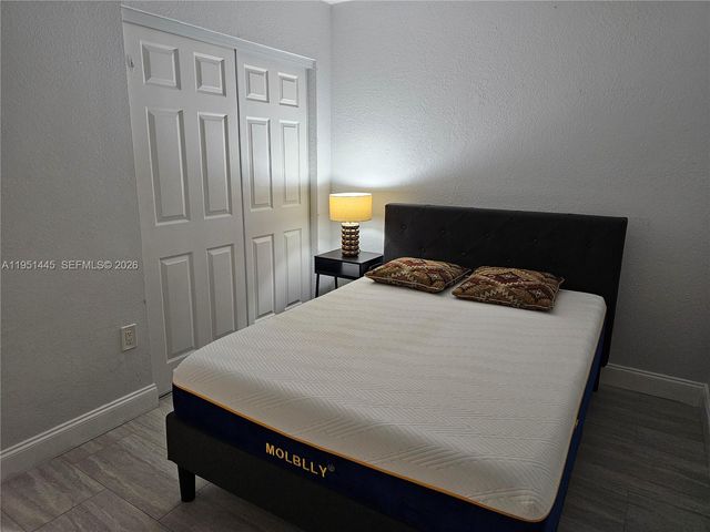 8075 SW 107th Ave 114, Miami, FL 33173