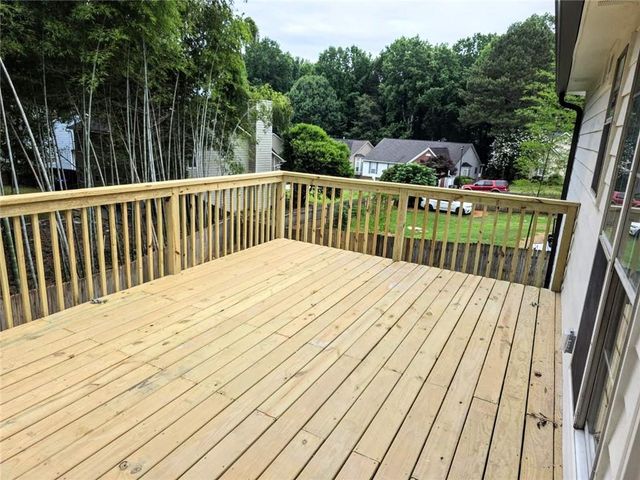 2620 Logan Way, Lawrenceville, GA 30043