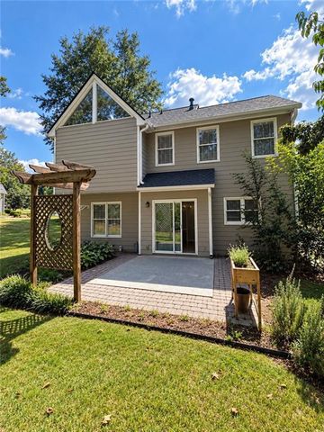 719 Flowers Crossing, Lawrenceville, GA 30044