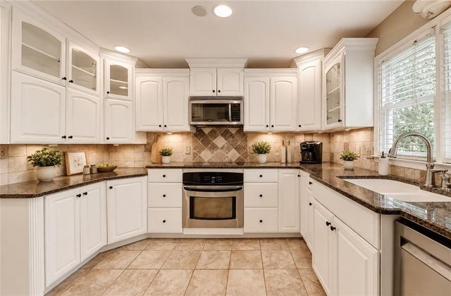 719 Flowers Crossing, Lawrenceville, GA 30044