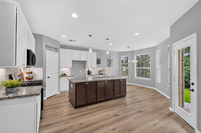 108 April Cove, Conroe, TX 77356