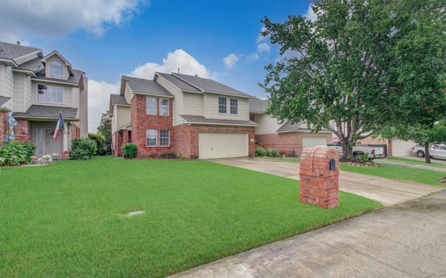 108 April Cove, Conroe, TX 77356