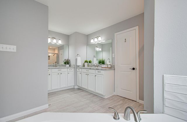 108 April Cove, Conroe, TX 77356