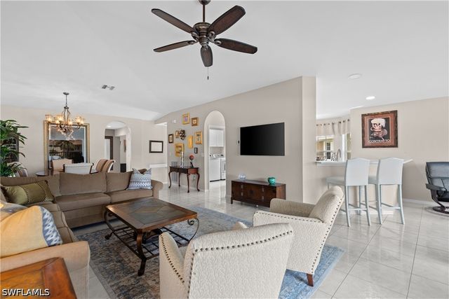 23310 Coconut Island DR 201, Estero, FL 34134