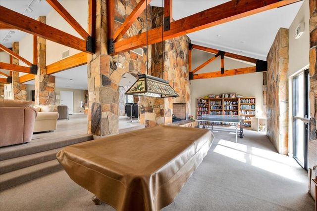 204 Lakecrest Lane, Palm Desert, CA 92260