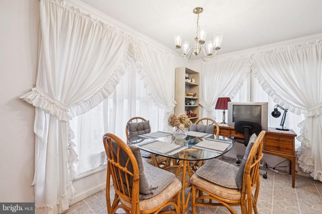 723 BAYBERRY LN, Williamstown, NJ 08094