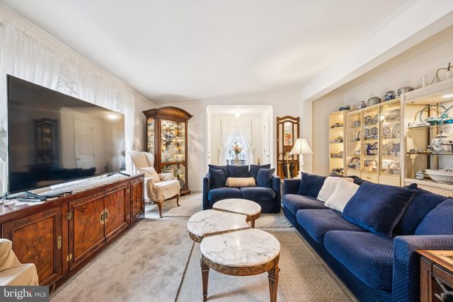 723 BAYBERRY LN, Williamstown, NJ 08094