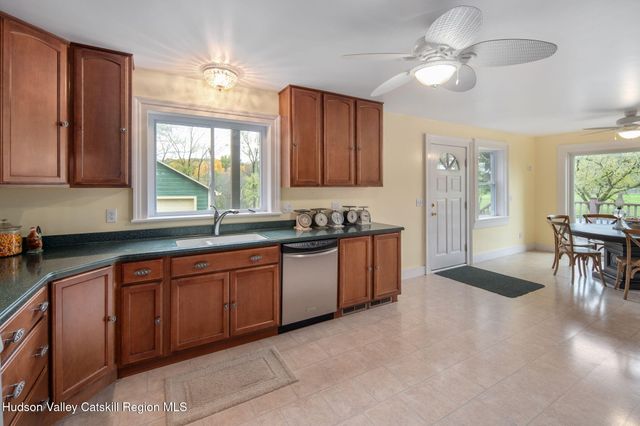 6550 Hill Street, Hudson, NY 12534