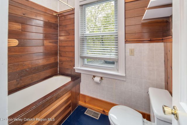 6550 Hill Street, Hudson, NY 12534