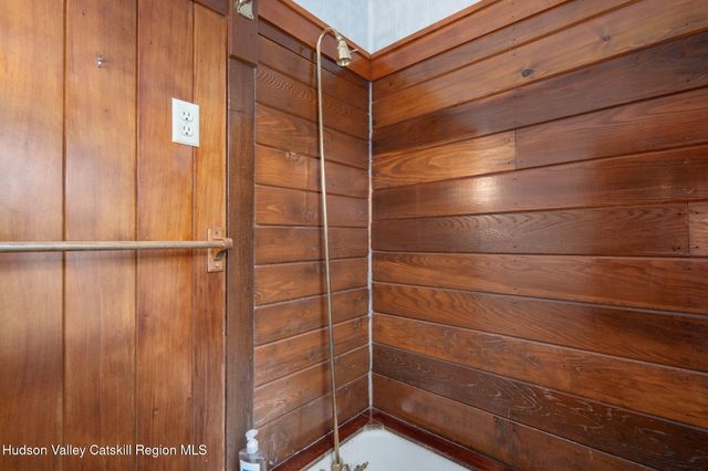 6550 Hill Street, Hudson, NY 12534