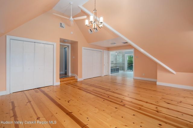 6550 Hill Street, Hudson, NY 12534