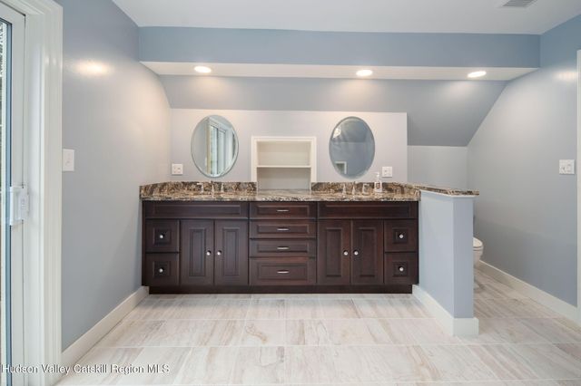 6550 Hill Street, Hudson, NY 12534