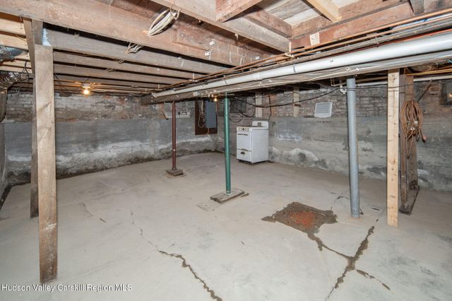 6550 Hill Street, Hudson, NY 12534