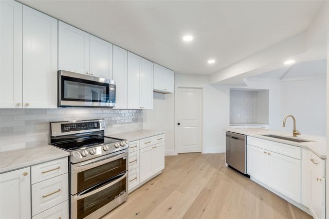 525 Stillmeadow Drive, Richardson, TX 75081