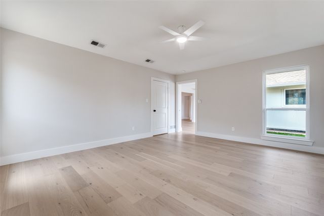 525 Stillmeadow Drive, Richardson, TX 75081