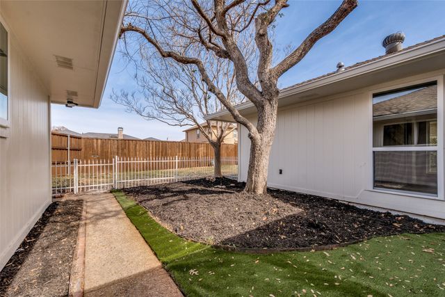 525 Stillmeadow Drive, Richardson, TX 75081