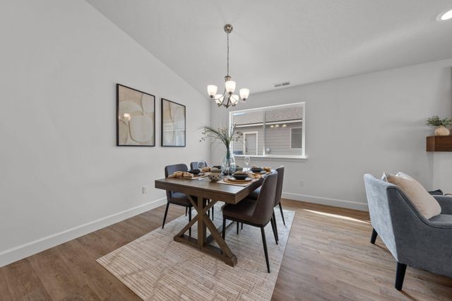 4124 SW Pumice Avenue 75, Redmond, OR 97756