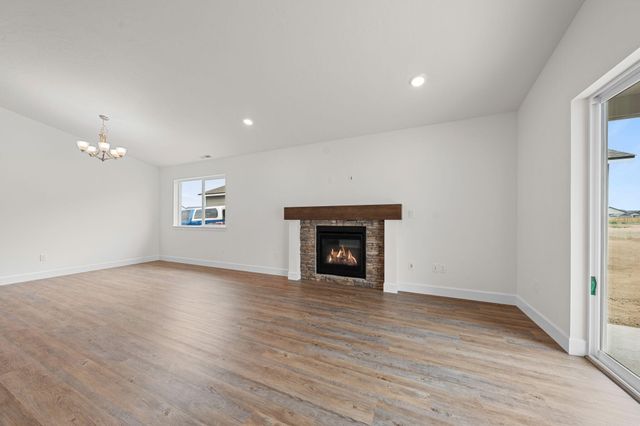 4124 SW Pumice Avenue 75, Redmond, OR 97756