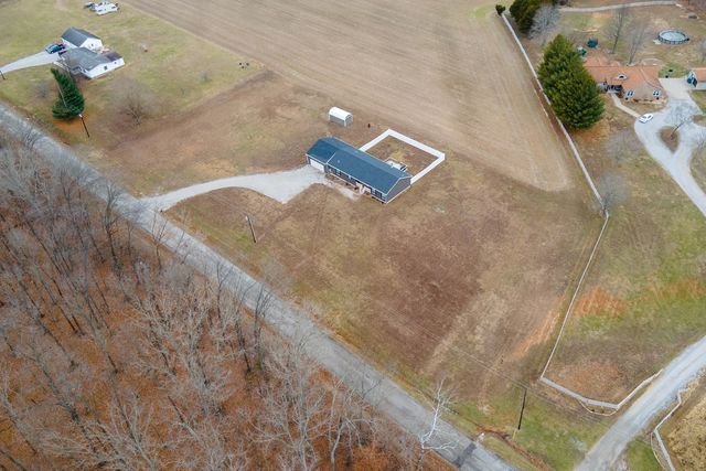 13310 E Idlewood Road, Mt Vernon, IL 62864