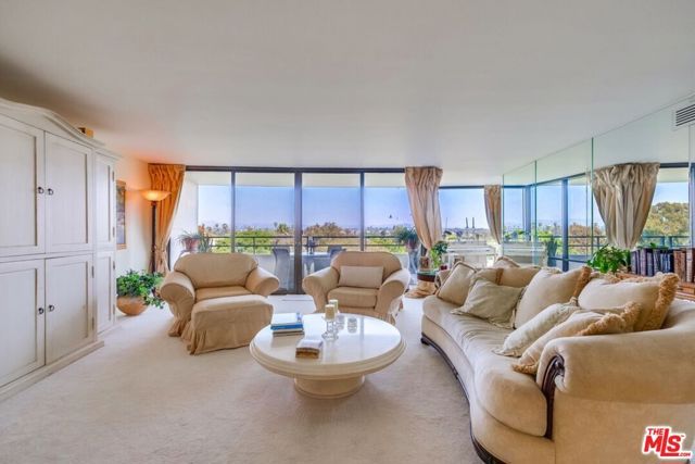 4337 Marina City 241, Marina Del Rey, CA 90292