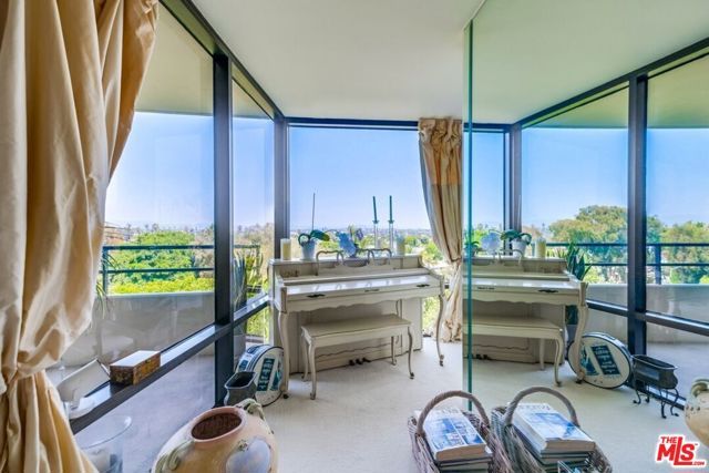 4337 Marina City 241, Marina Del Rey, CA 90292