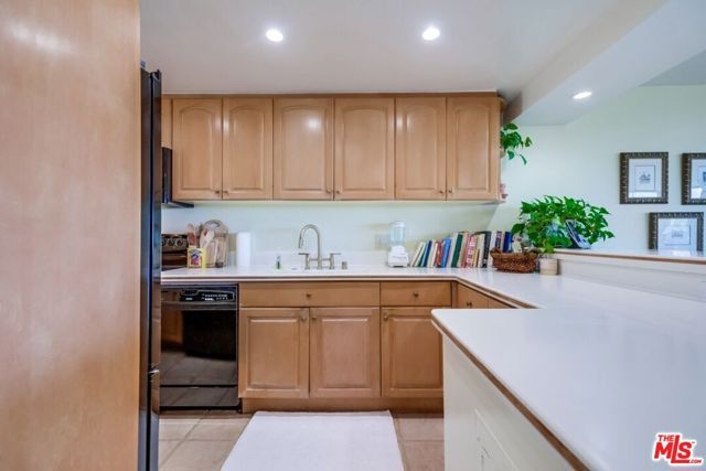 4337 Marina City 241, Marina Del Rey, CA 90292