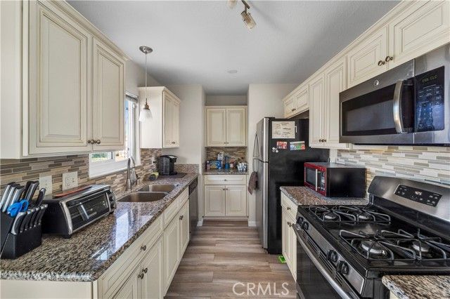 35977 Hillview Street, Yermo, CA 92398