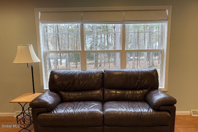 59 Glenburnie Drive, Wilton, NY 12831