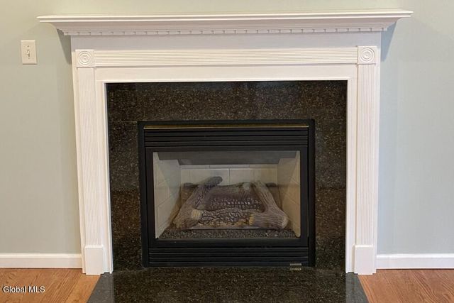 59 Glenburnie Drive, Wilton, NY 12831