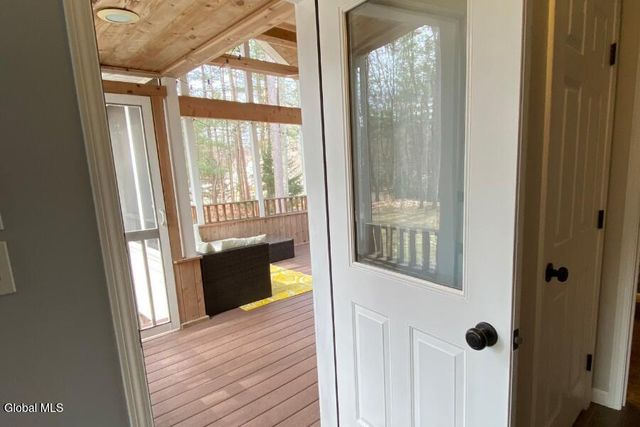 59 Glenburnie Drive, Wilton, NY 12831