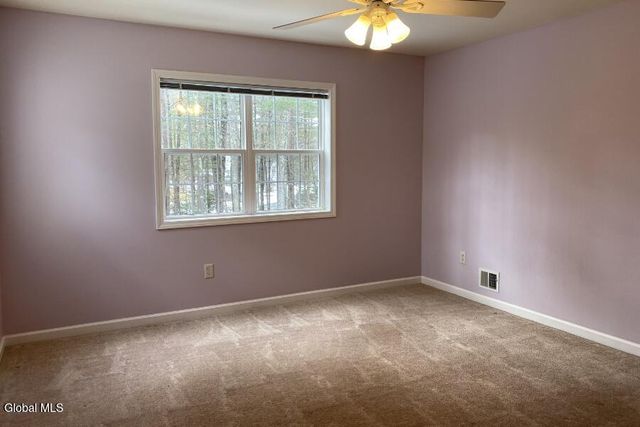 59 Glenburnie Drive, Wilton, NY 12831