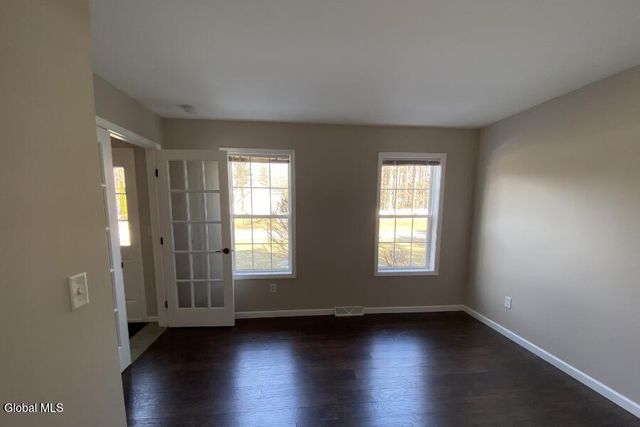 59 Glenburnie Drive, Wilton, NY 12831