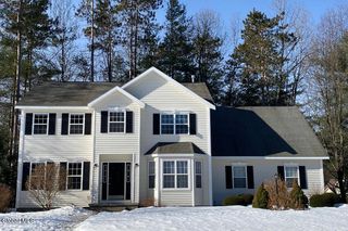 59 Glenburnie Drive, Wilton, NY 12831