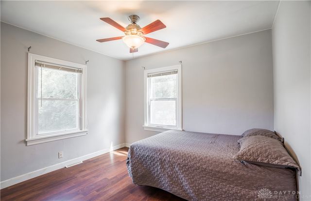 17 Burgess Avenue, Dayton, OH 45415
