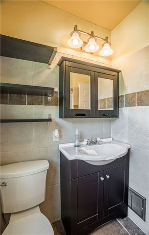 17 Burgess Avenue, Dayton, OH 45415