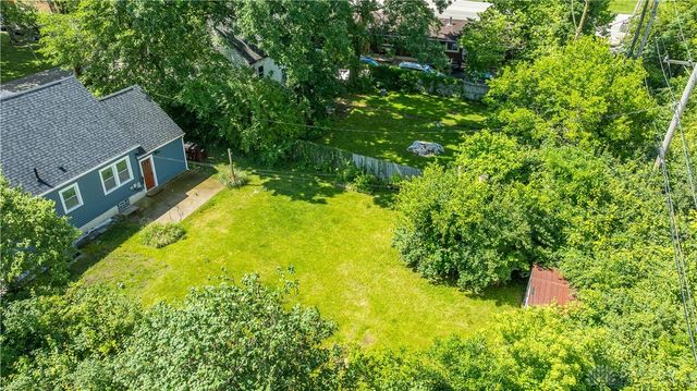 17 Burgess Avenue, Dayton, OH 45415
