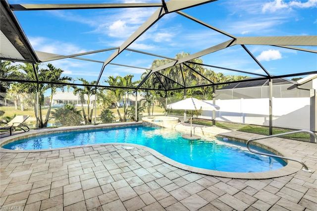 11631 Red Hibiscus DR, Bonita Springs, FL 34135