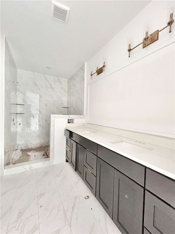 2 Boswell Lane, Bella Vista, AR 72715