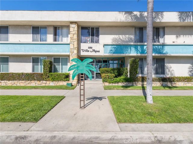 1101 E Ocean Boulevard 2, Long Beach, CA 90802