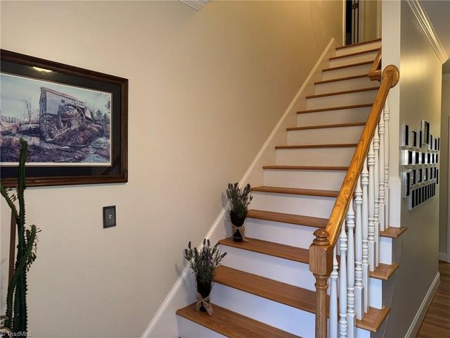 8706 M G Trail, Stokesdale, NC 27357